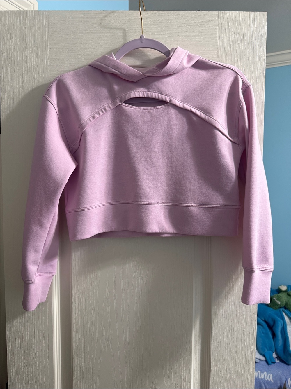 90 Degree By Reflex Lilac Cropped Hoodie with Back Cutout